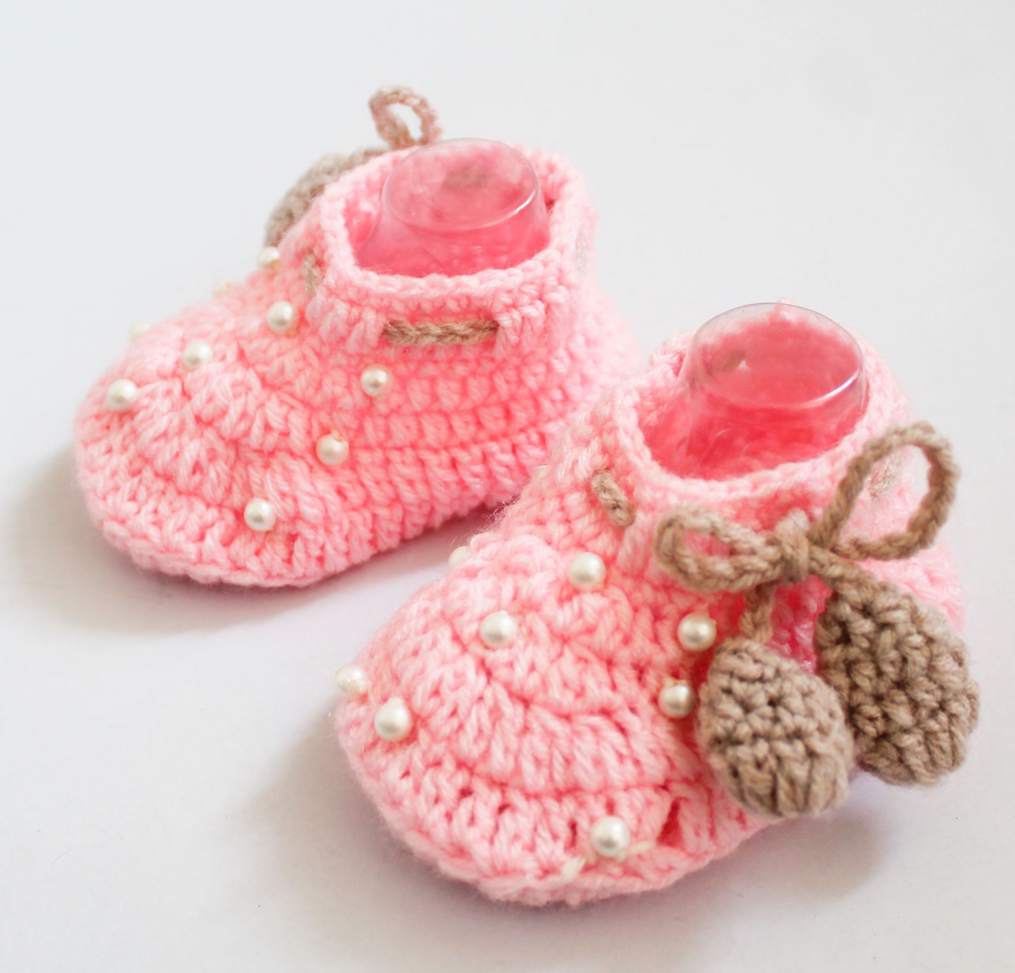 Pearl Blush Booties — handmade woollen booties